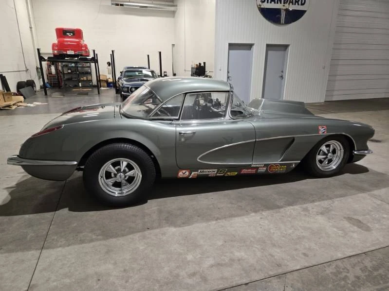 1960 Chevrolet Corvette C1 - Image 11 of 11