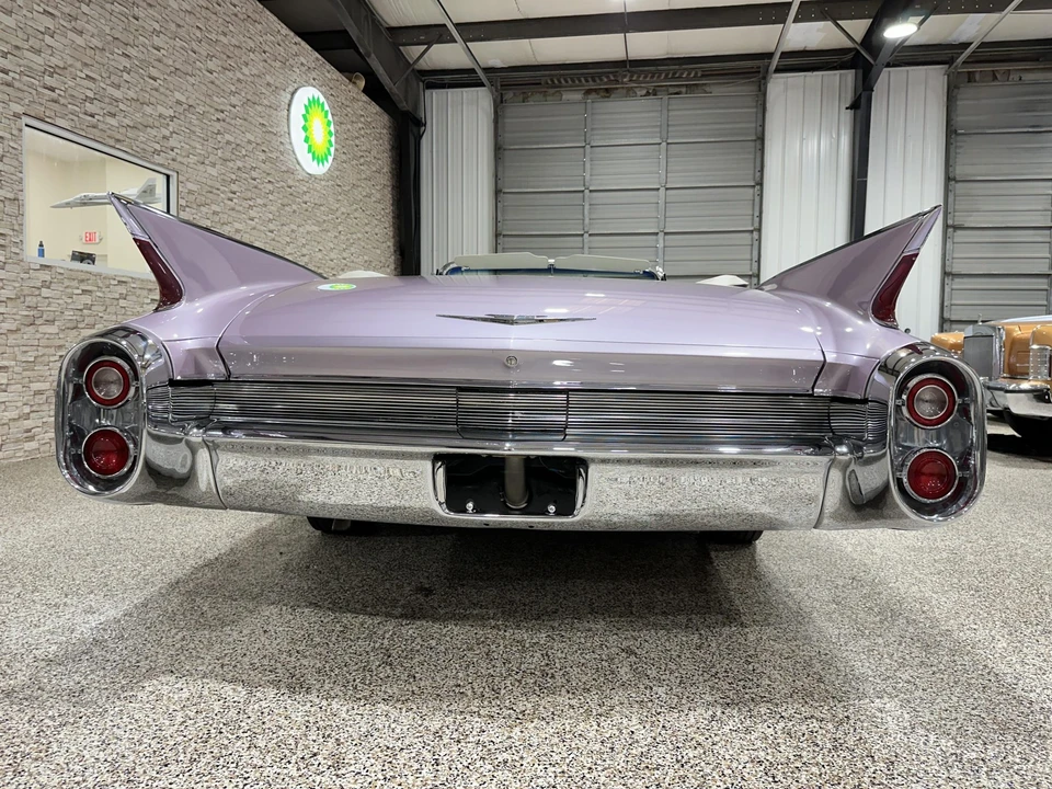 1960 Cadillac Series 62 5th Gen - Image 7 of 31