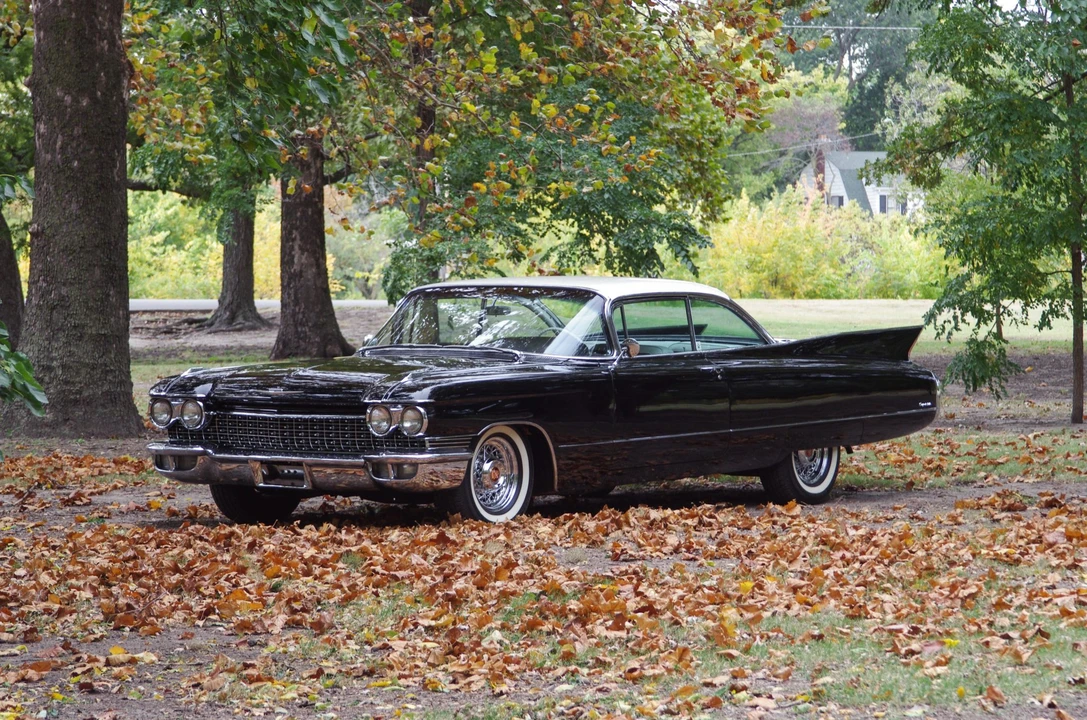 1960 Cadillac DeVille 1st Gen - Image 14 of 31