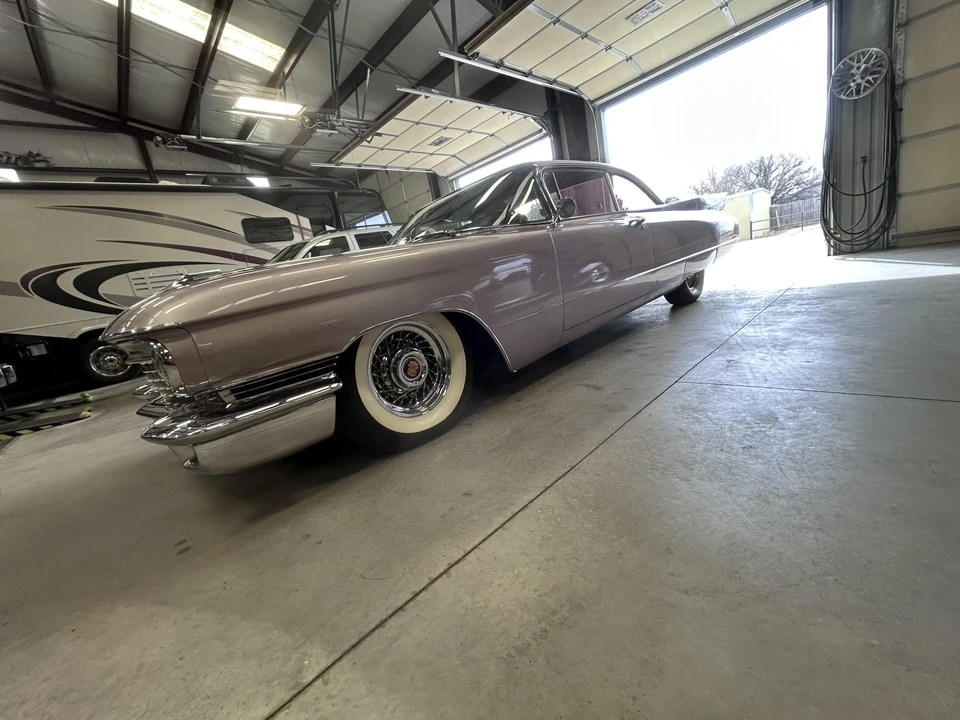 1960 Cadillac DeVille 1st Gen - Image 25 of 31