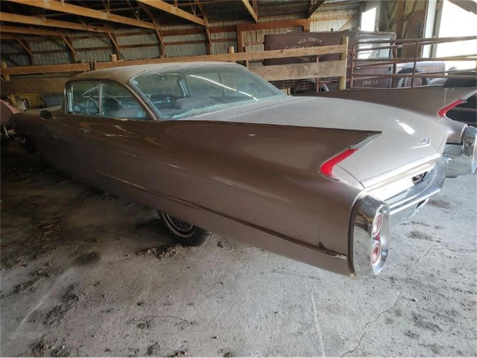 1960 Cadillac DeVille 1st Gen - Image 14 of 27