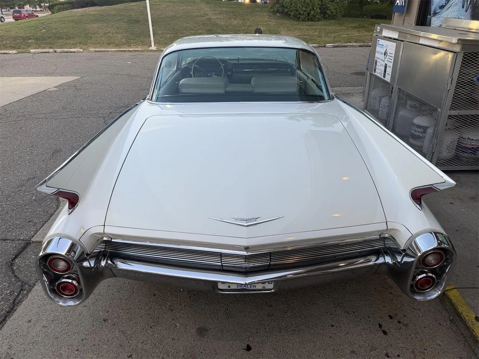 1960 Cadillac DeVille 1st Gen - Image 14 of 25