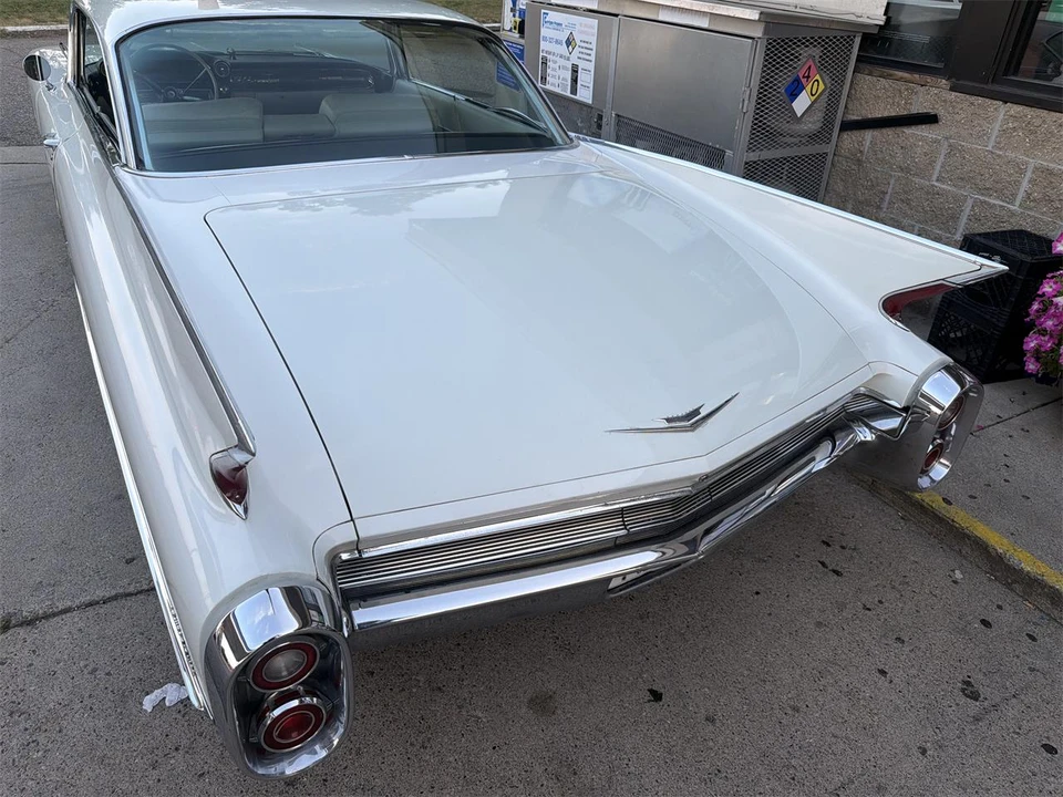 1960 Cadillac DeVille 1st Gen - Image 18 of 25