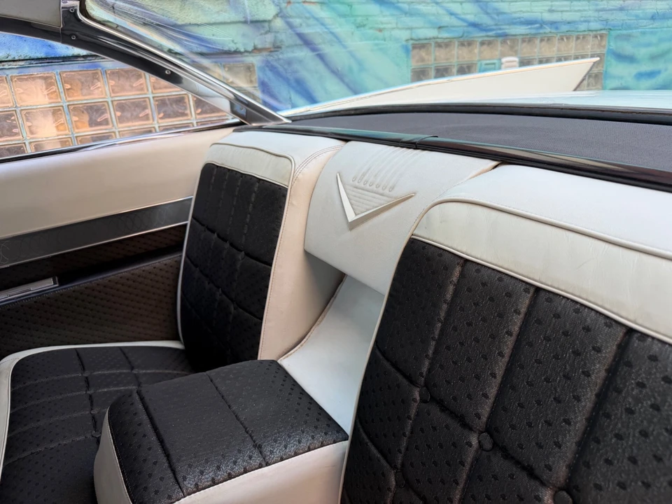 1960 Cadillac DeVille 1st Gen - Image 17 of 21