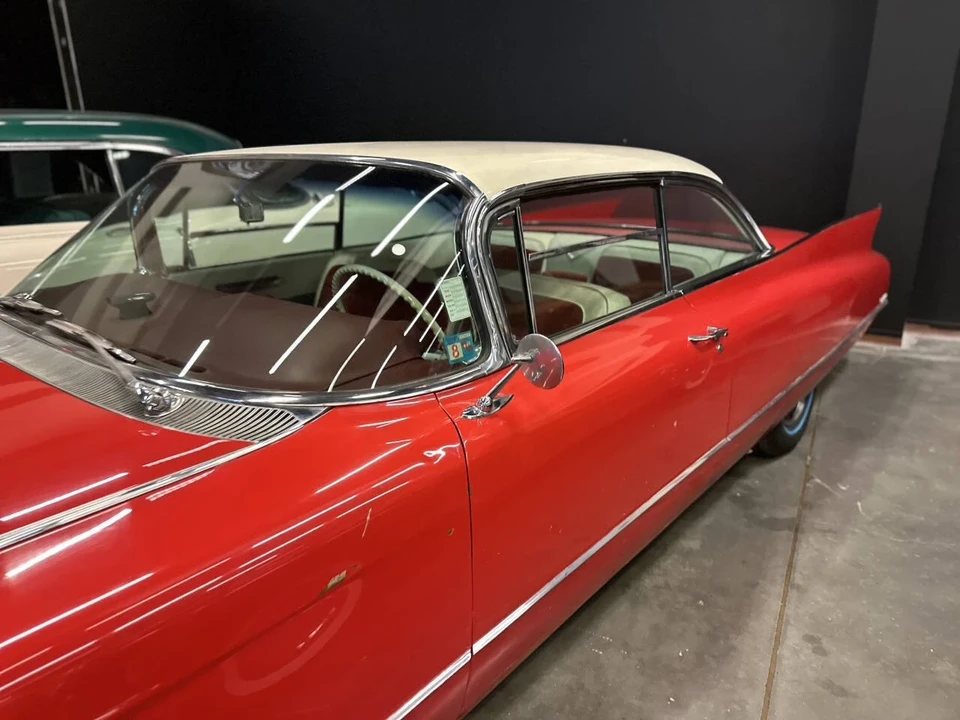 1960 Cadillac DeVille 3rd Gen - Image 2 of 13