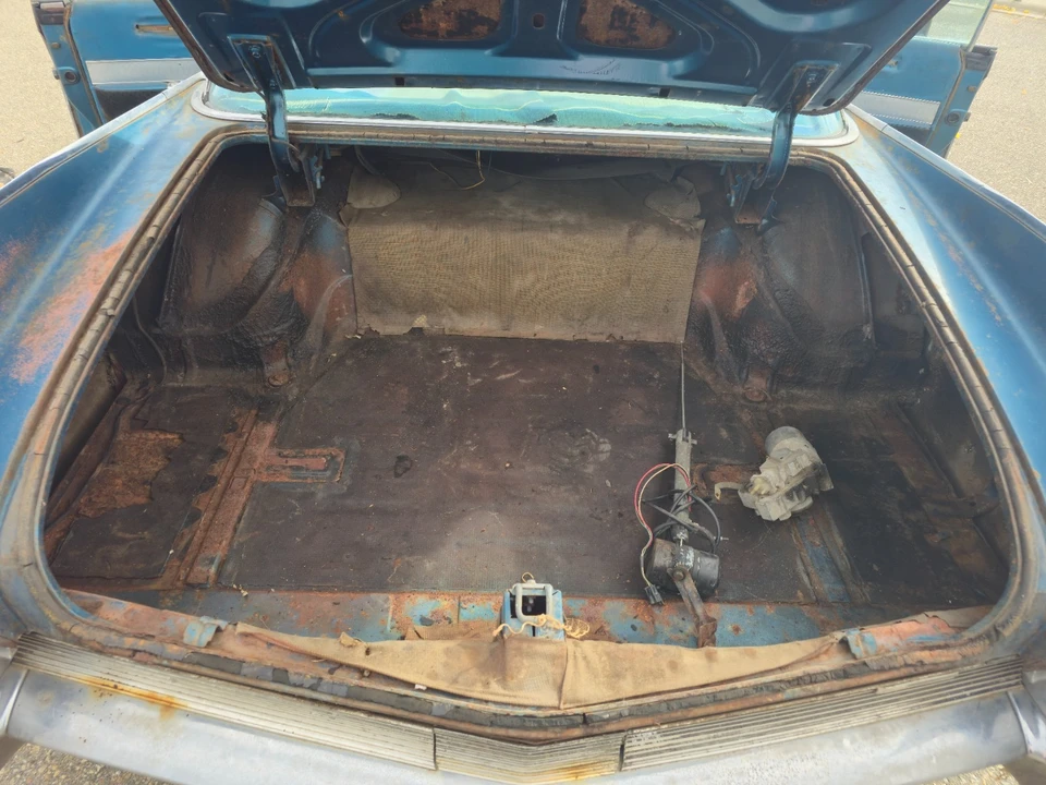 1960 Cadillac DeVille 2nd Gen - Image 11 of 21