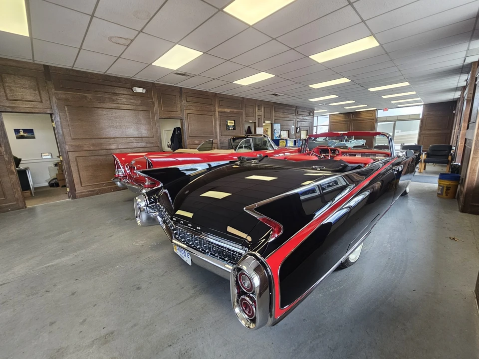 1960 Cadillac Eldorado 4th Gen - Image 25 of 31