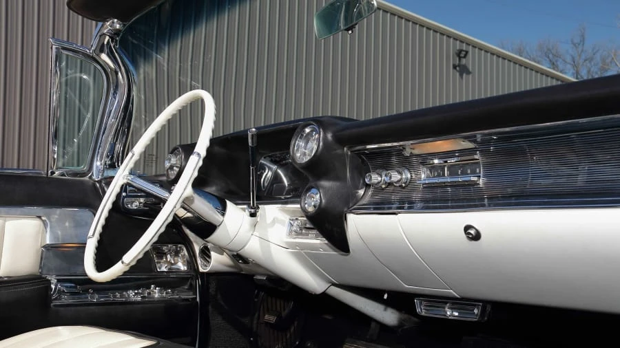 1960 Cadillac Eldorado 4th Gen - Image 11 of 17