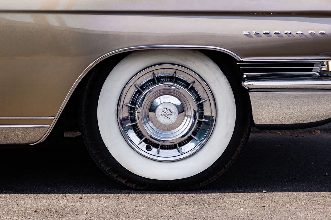 1960 Cadillac Eldorado 4th Gen - Image 16 of 31