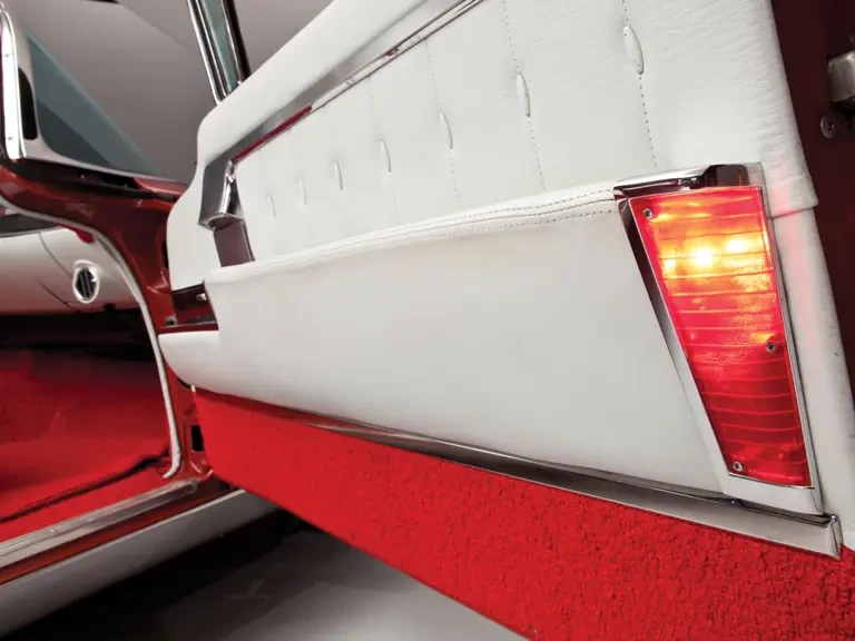 1960 Cadillac Eldorado 4th Gen - Image 18 of 19