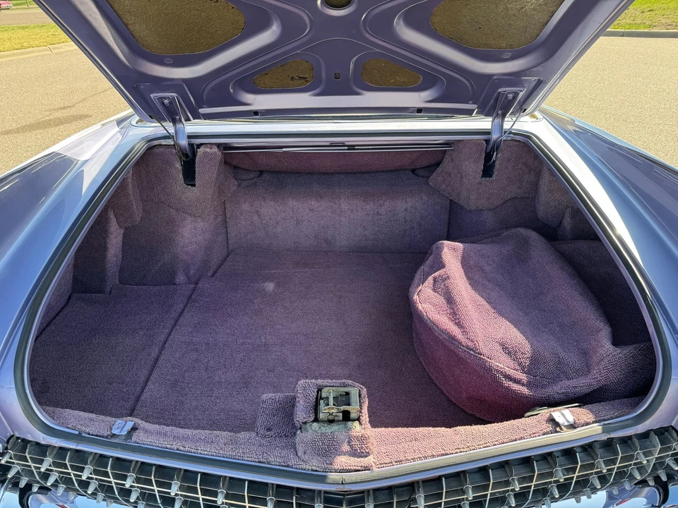 1960 Cadillac Eldorado 2nd Gen - Image 17 of 21