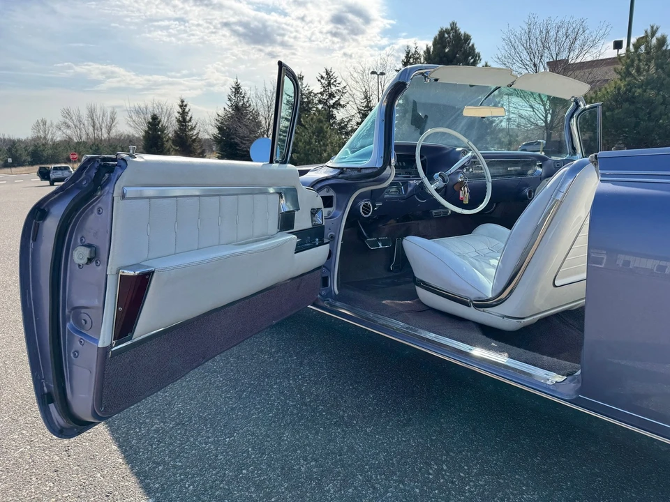 1960 Cadillac Eldorado 2nd Gen - Image 10 of 21