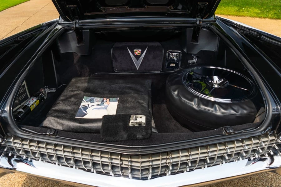 1960 Cadillac Eldorado 4th Gen - Image 15 of 29