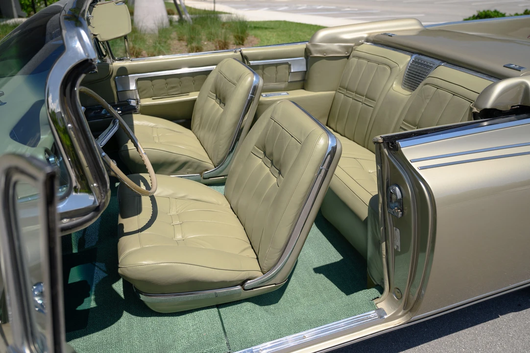 1960 Cadillac Eldorado 4th Gen - Image 27 of 31