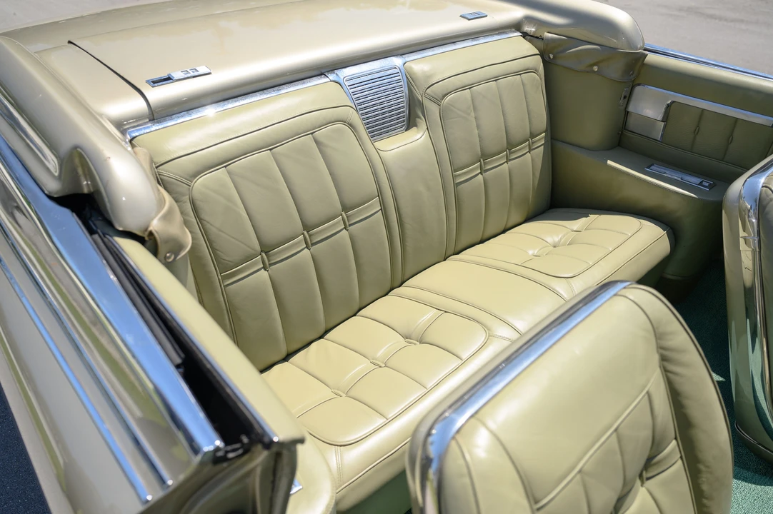 1960 Cadillac Eldorado 4th Gen - Image 20 of 31