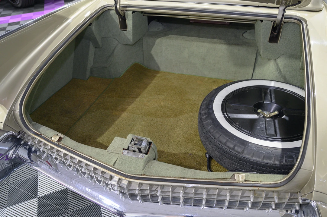 1960 Cadillac Eldorado 4th Gen - Image 4 of 31
