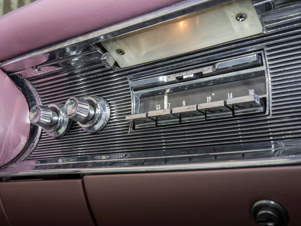 1960 Cadillac Eldorado 4th Gen - Image 15 of 31