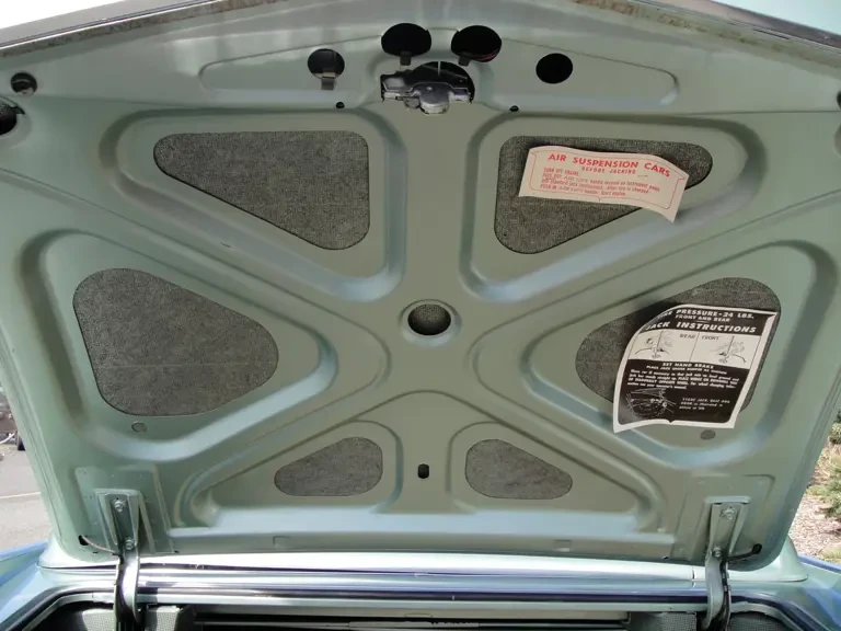 1960 Cadillac Eldorado 4th Gen - Image 12 of 13
