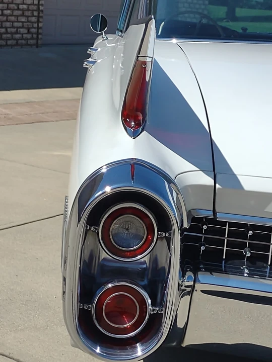 1960 Cadillac Sixty Special - Image 12 of 25