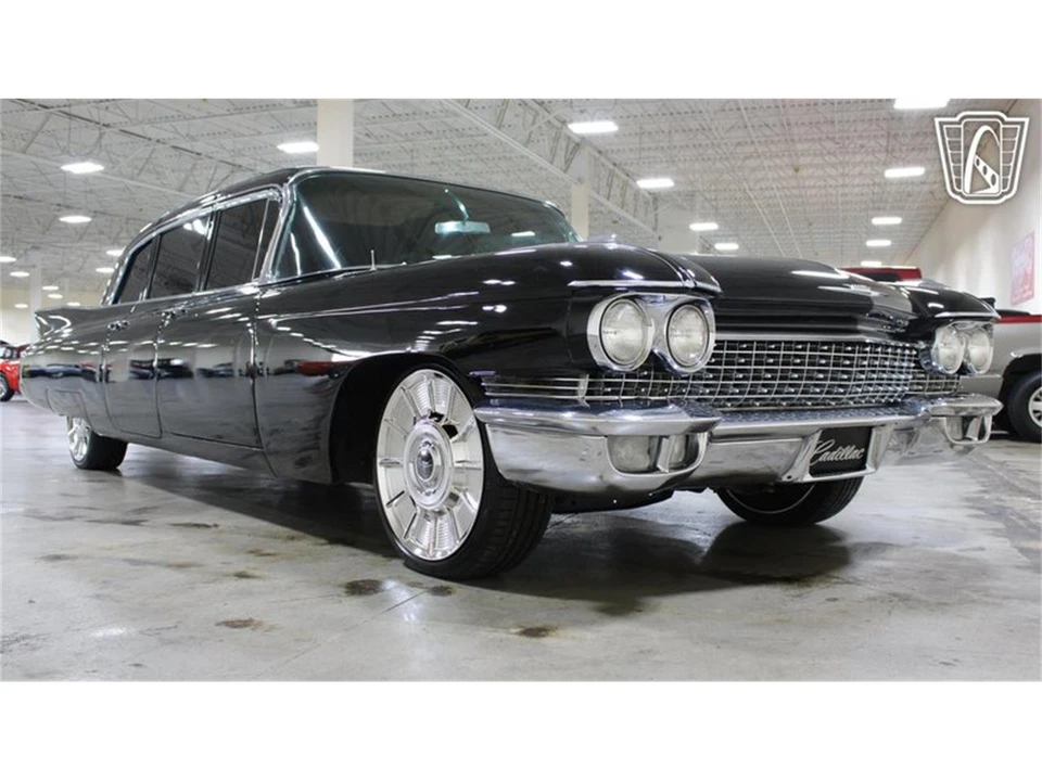1960 Cadillac Fleetwood - Image 2 of 31
