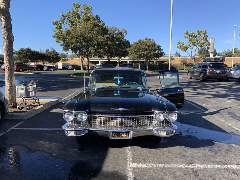 1960 Cadillac Series 70 & 75 - Image 2 of 31