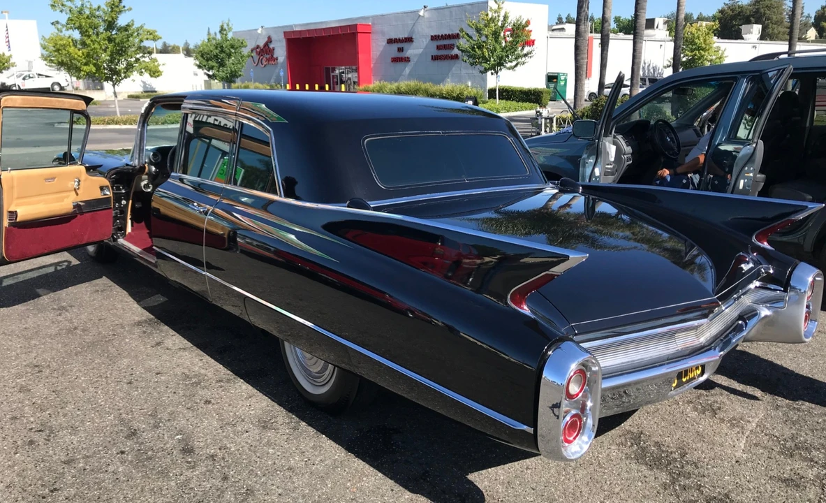 1960 Cadillac Series 70 & 75 - Image 9 of 31