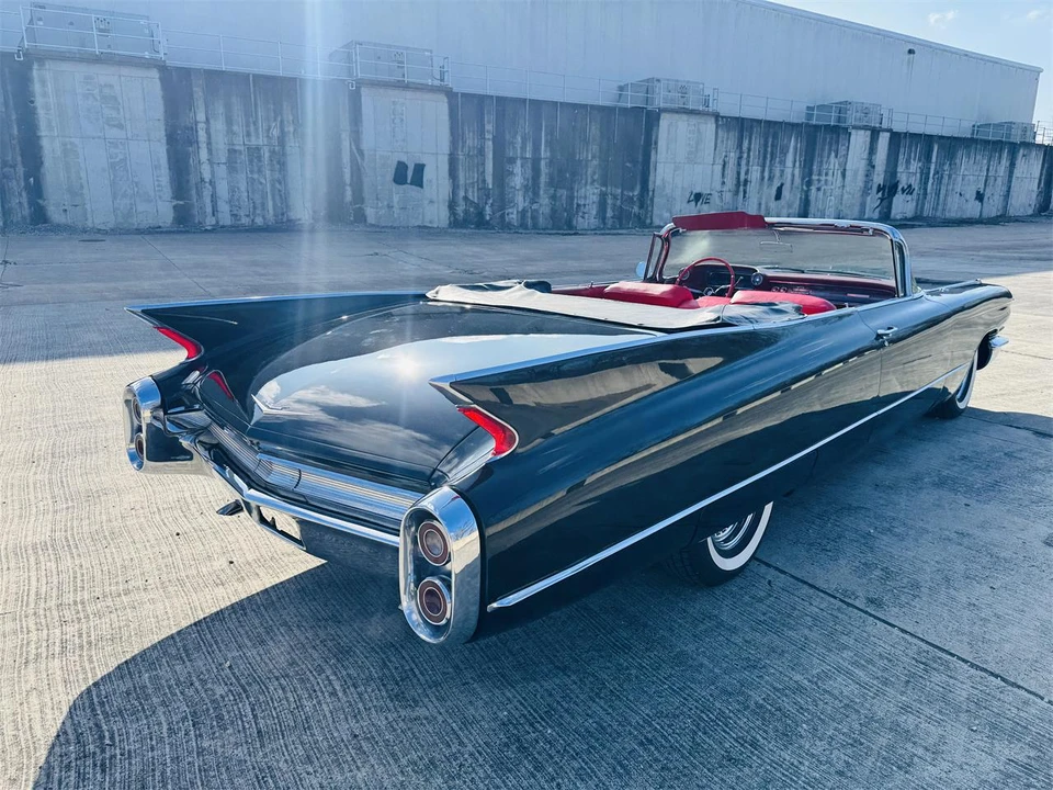 1960 Cadillac Series 62 5th Gen - Image 4 of 31