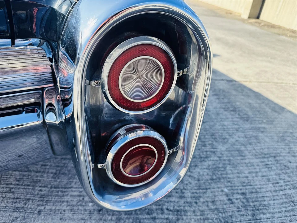 1960 Cadillac Series 62 5th Gen - Image 20 of 31