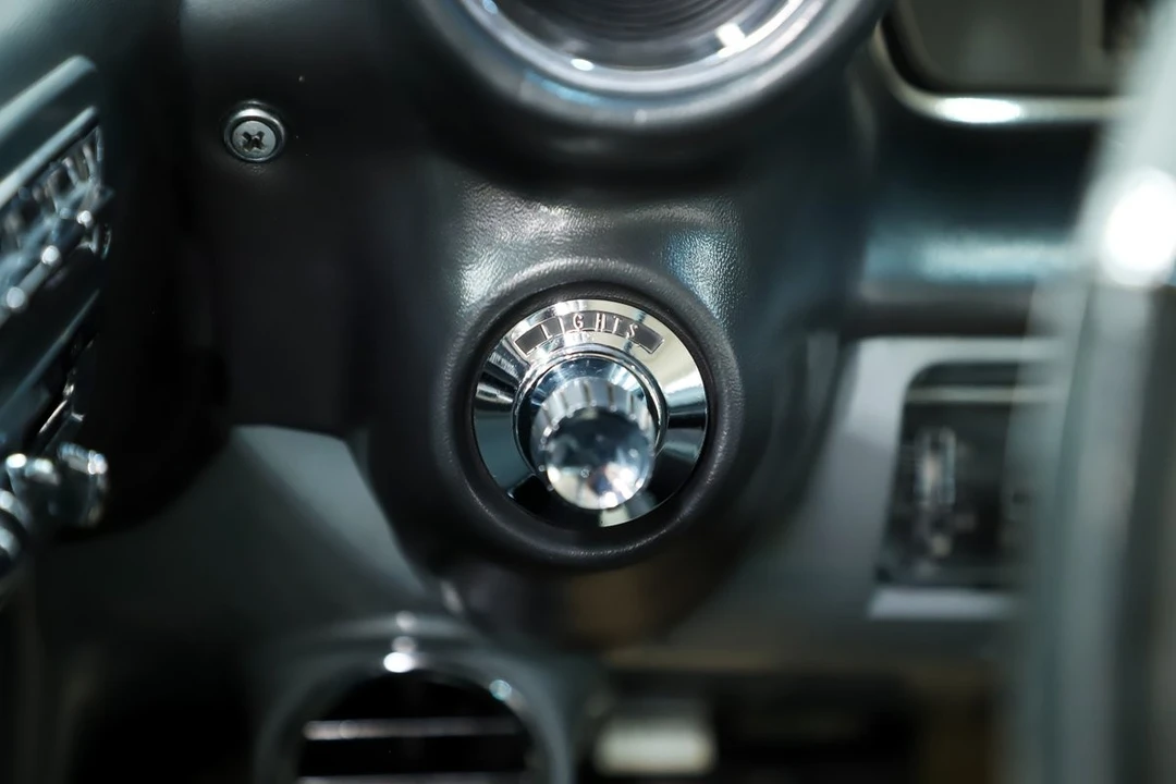 1960 Cadillac Series 62 5th Gen - Image 23 of 31