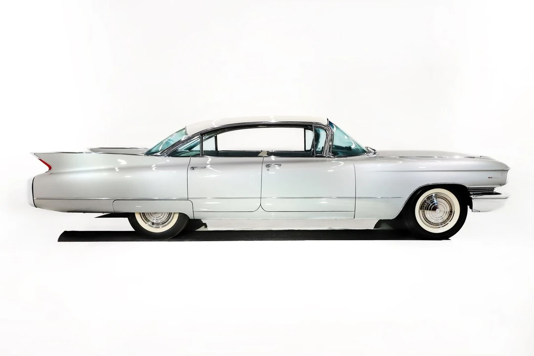 1960 Cadillac Series 62 5th Gen - Image 15 of 31