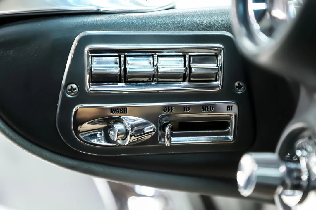 1960 Cadillac Series 62 5th Gen - Image 22 of 31
