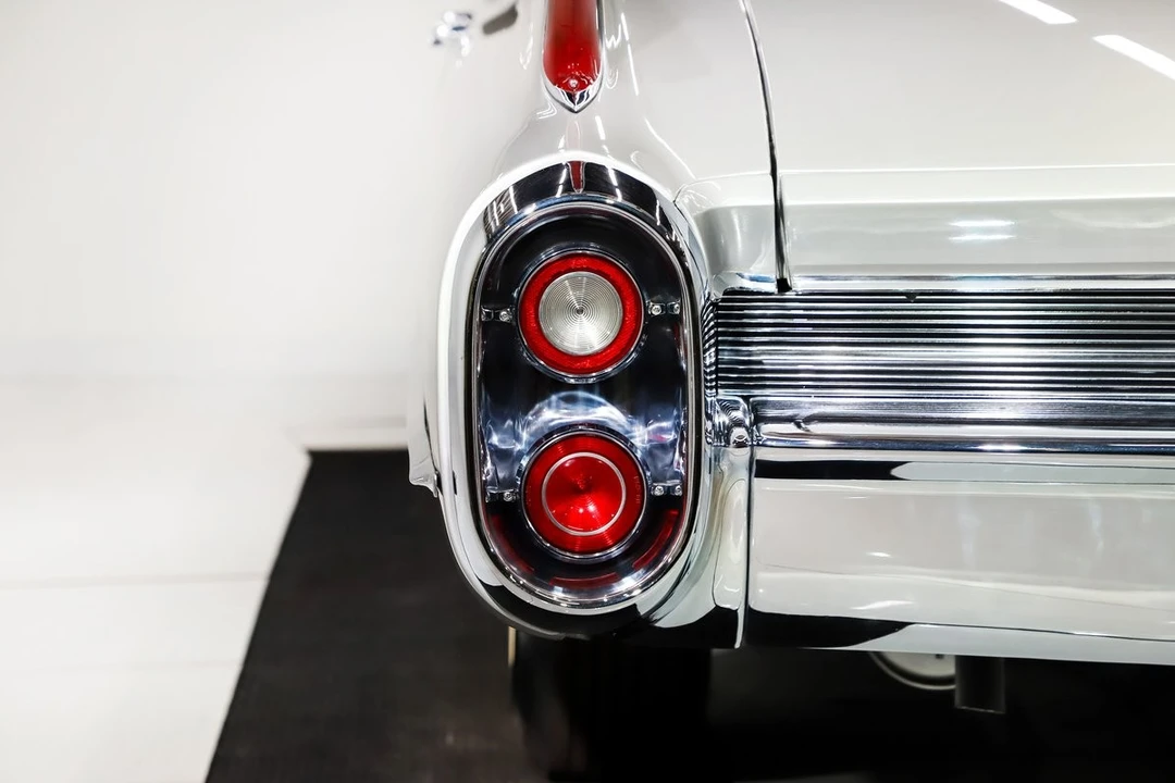 1960 Cadillac Series 62 5th Gen - Image 30 of 31