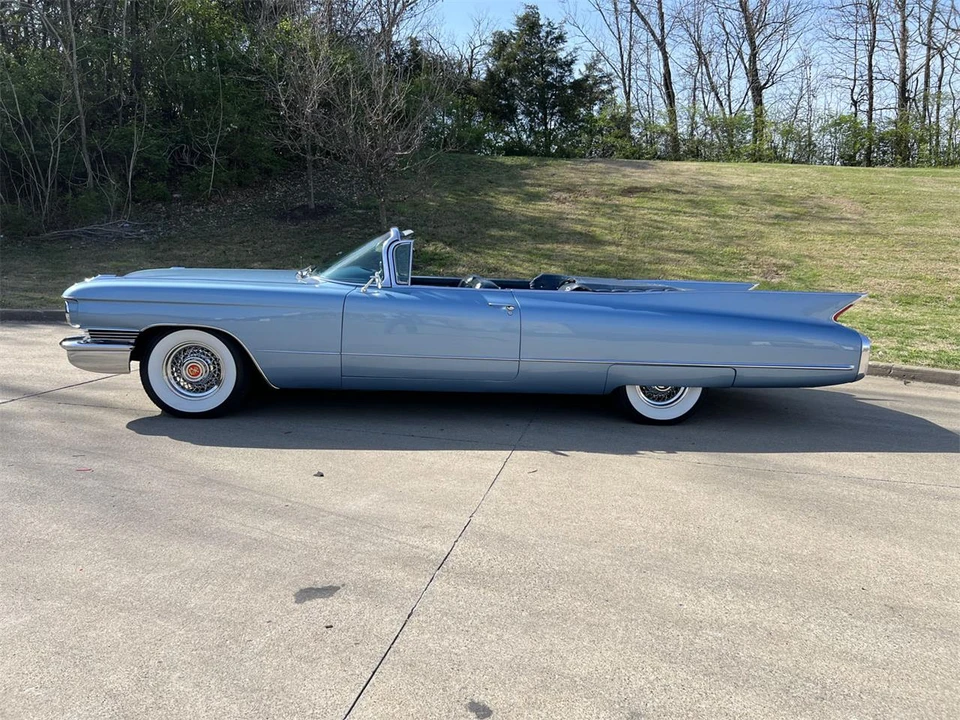 1960 Cadillac Series 62 5th Gen - Image 3 of 4