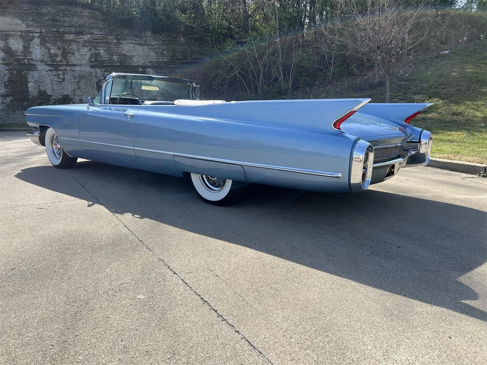 1960 Cadillac Series 62 5th Gen - Image 4 of 4
