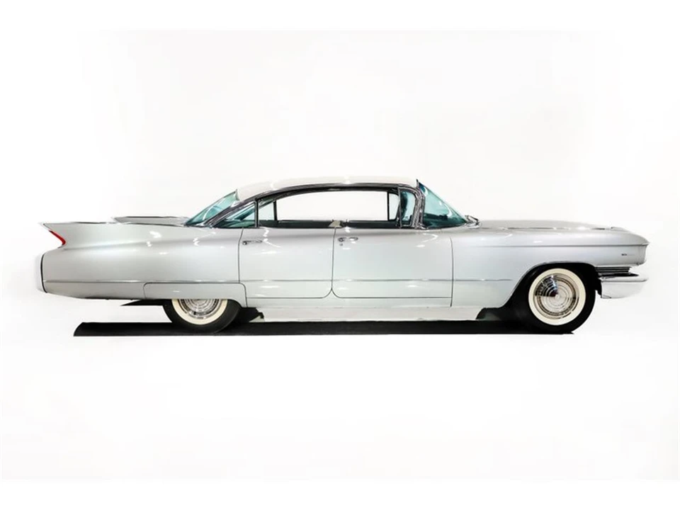 1960 Cadillac Series 62 5th Gen - Image 15 of 31