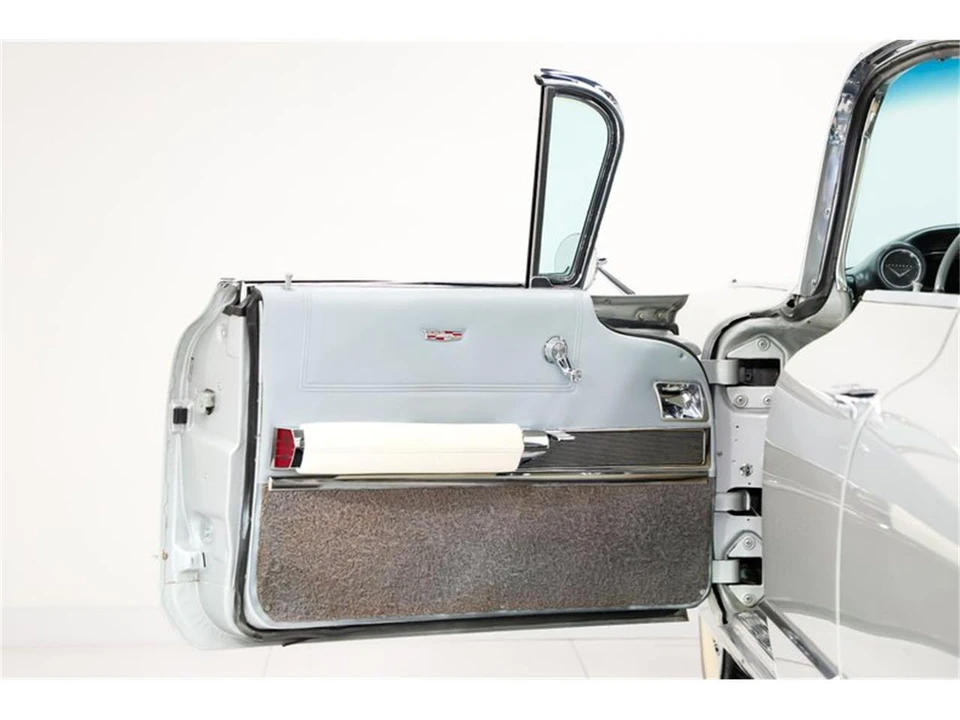 1960 Cadillac Series 62 5th Gen - Image 8 of 31