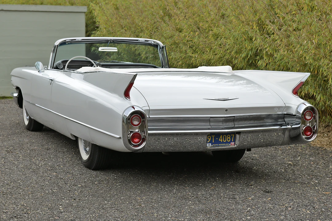 1960 Cadillac Series 62 5th Gen - Image 14 of 31