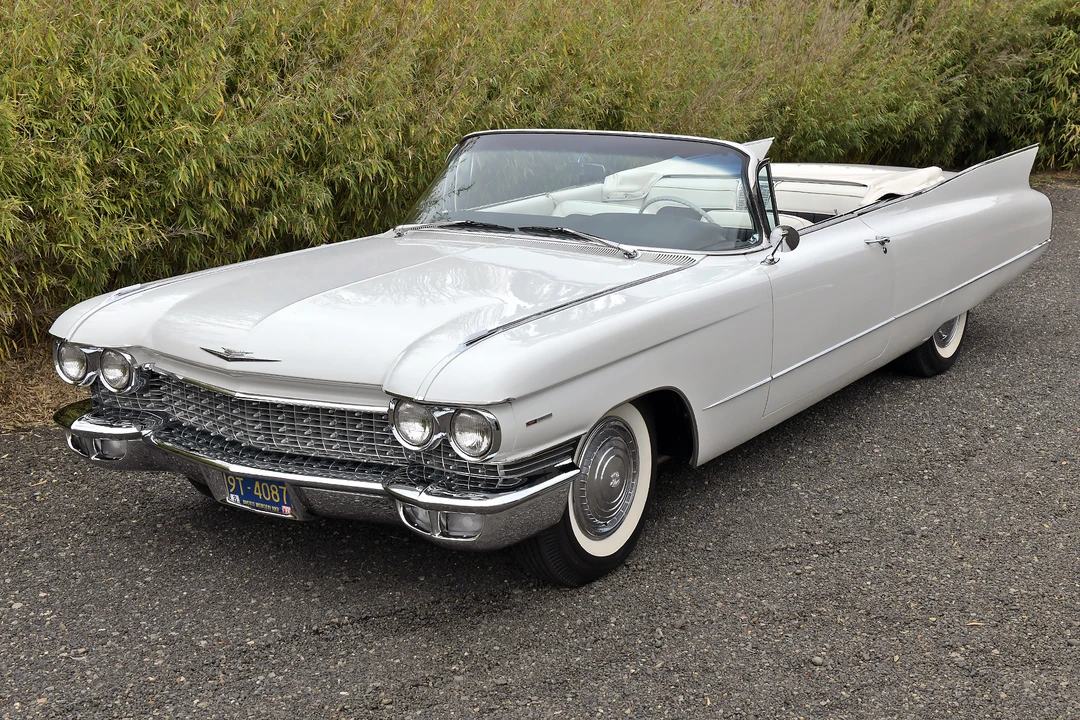 1960 Cadillac Series 62 5th Gen - Image 2 of 31