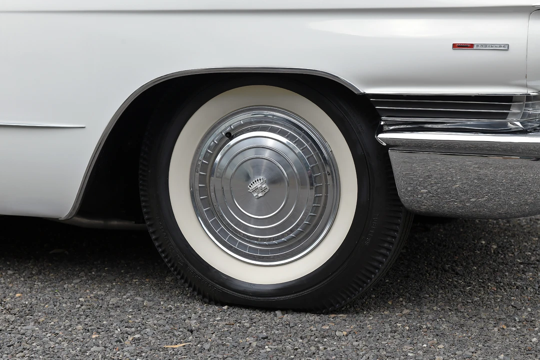1960 Cadillac Series 62 5th Gen - Image 27 of 31