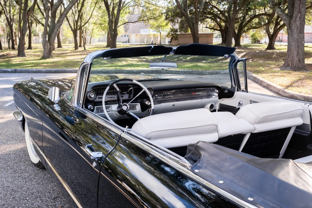 1960 Cadillac Series 62 5th Gen - Image 17 of 31
