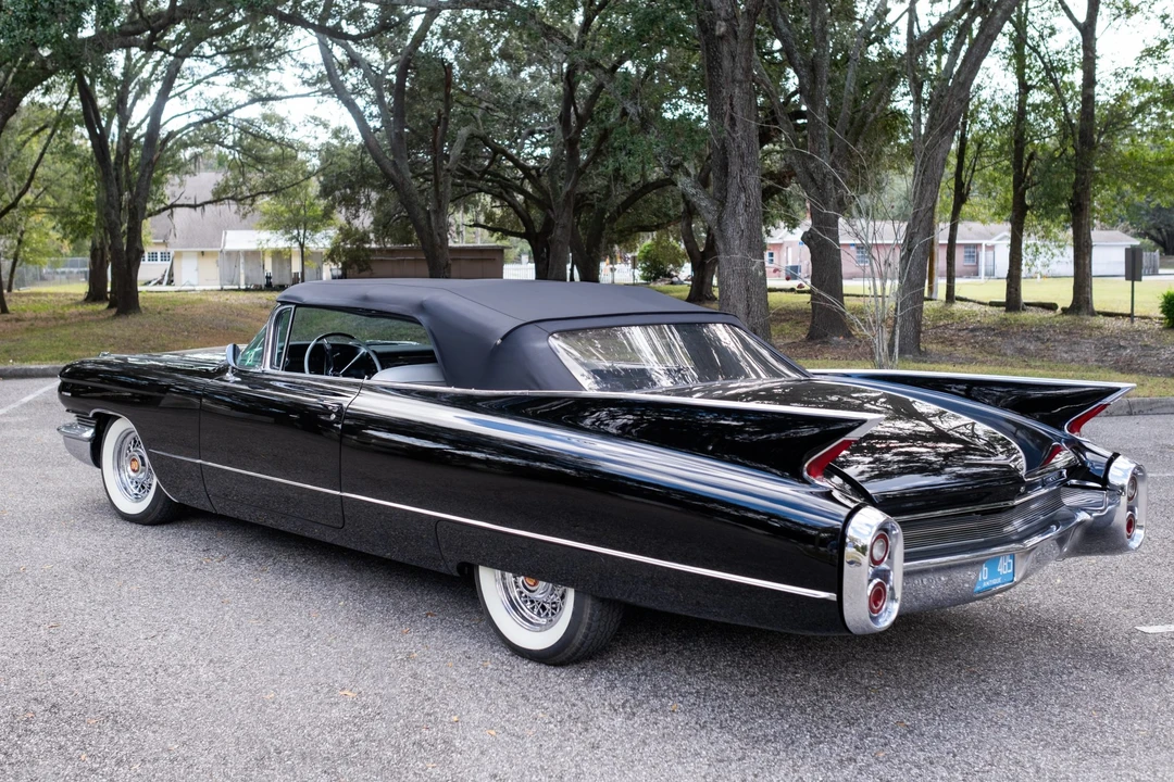 1960 Cadillac Series 62 5th Gen - Image 4 of 31