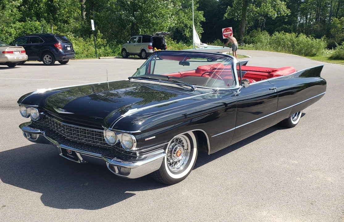 1960 Cadillac Series 62 5th Gen - Image 2 of 31