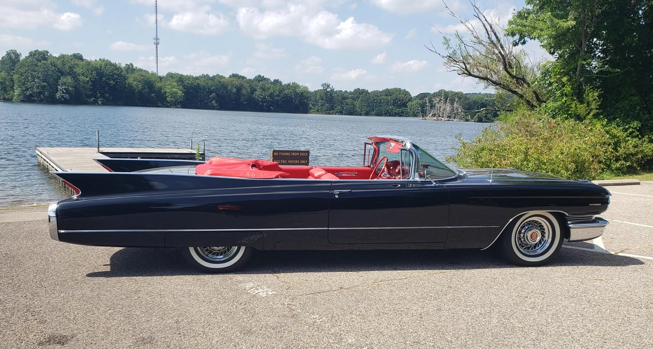 1960 Cadillac Series 62 5th Gen - Image 7 of 31