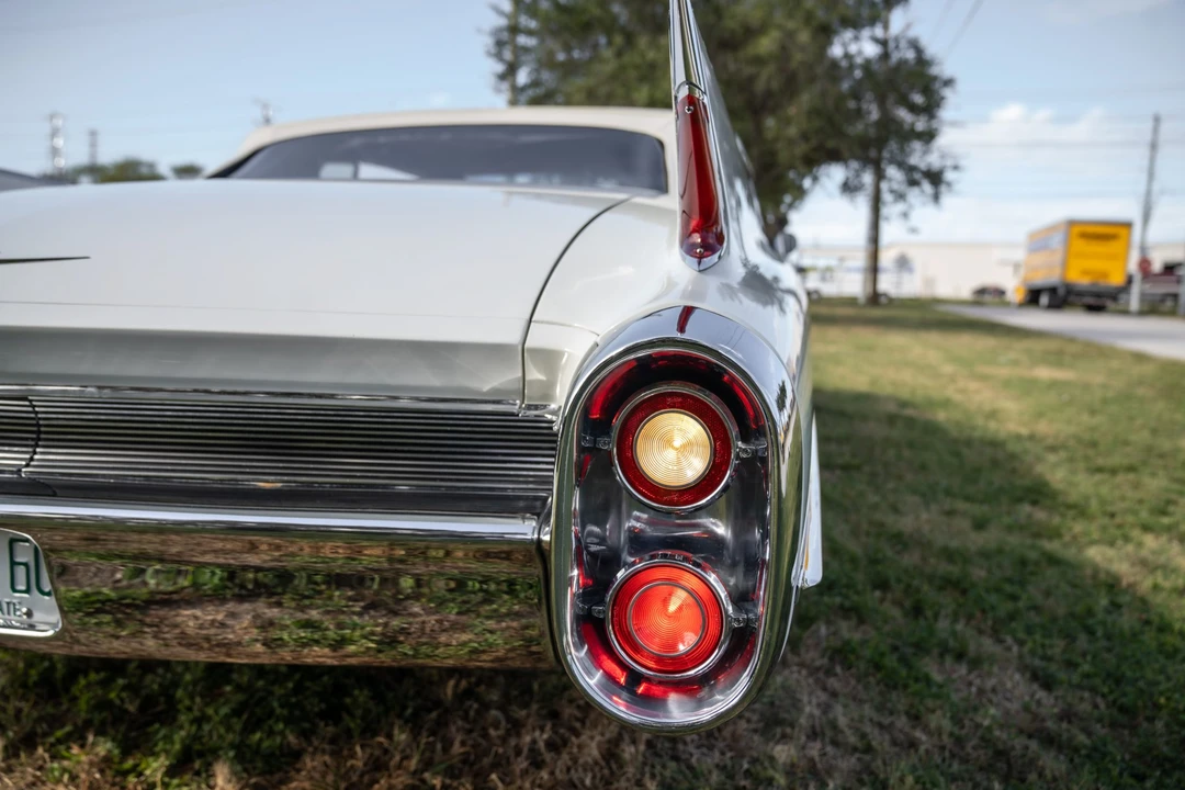 1960 Cadillac Series 62 5th Gen - Image 17 of 31