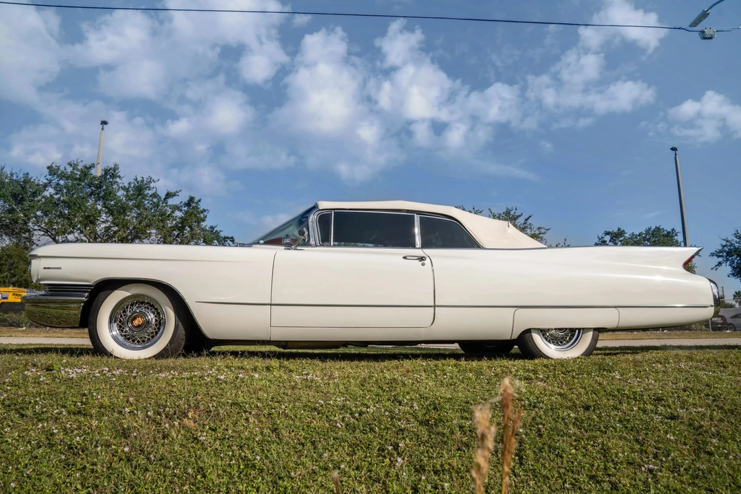 1960 Cadillac Series 62 5th Gen - Image 8 of 31