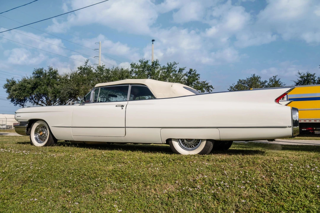 1960 Cadillac Series 62 5th Gen - Image 7 of 31