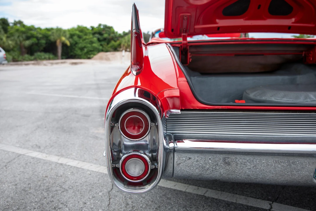 1960 Cadillac Series 62 5th Gen - Image 28 of 31