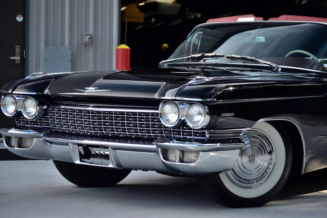1960 Cadillac Series 62 5th Gen - Image 25 of 31