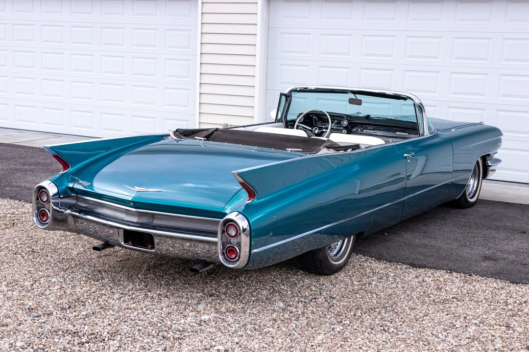 1960 Cadillac Series 62 5th Gen - Image 13 of 31