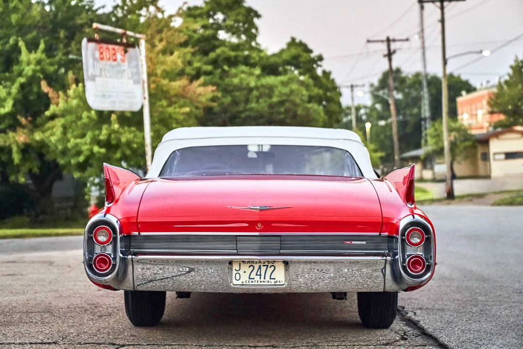 1960 Cadillac Series 62 5th Gen - Image 8 of 31